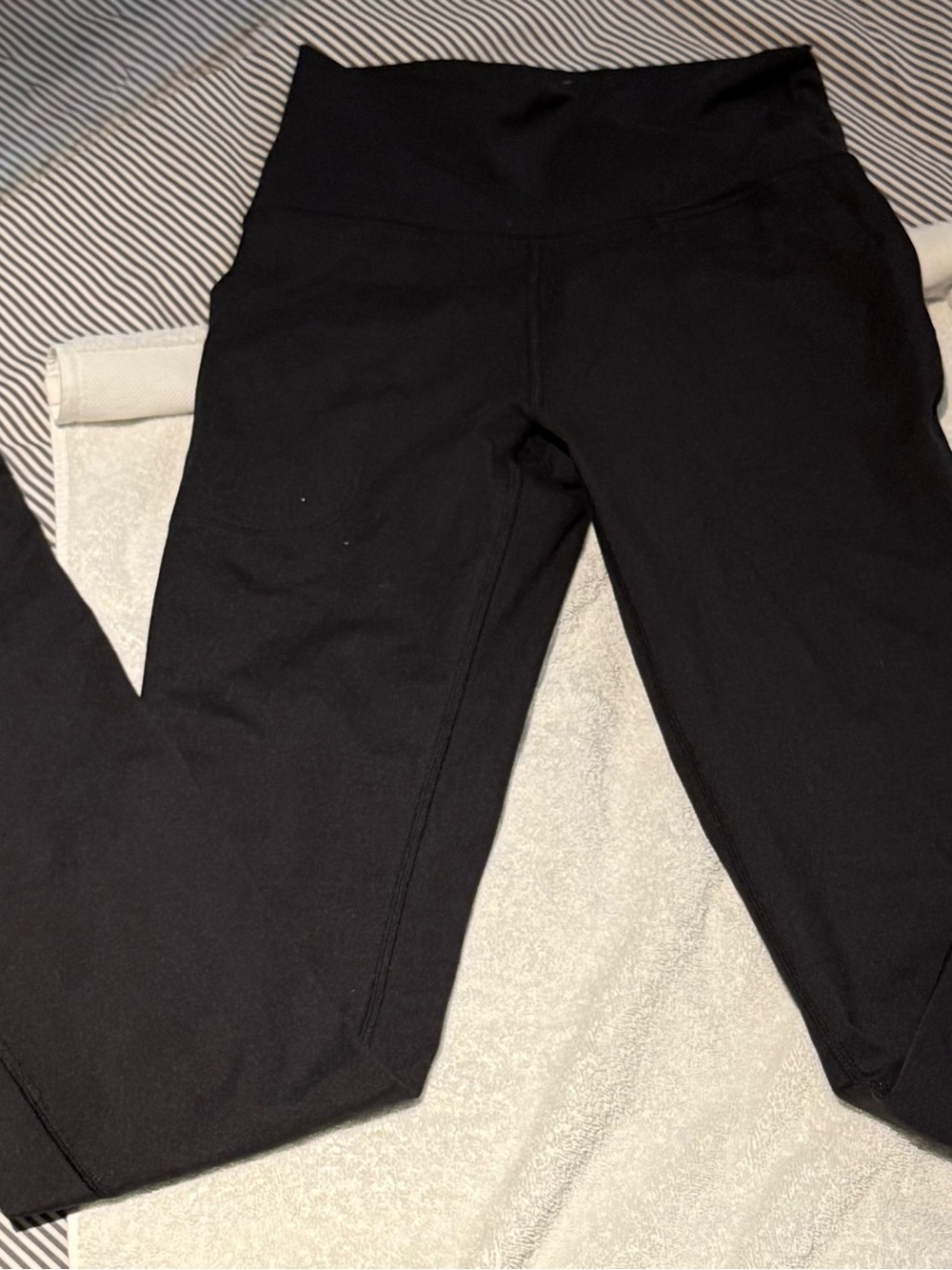 Offline by Aerie Black High-Waisted Workout Flare Leggings - The Hugger - size S